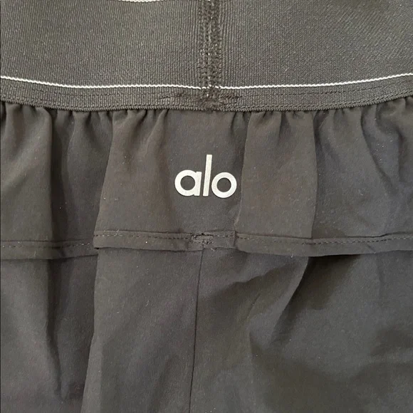 alo Women’s Match Point Short - Picture 7 of 9